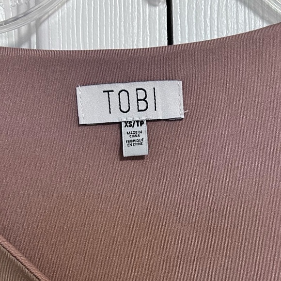 Taupe cut out dress - Picture 6 of 9